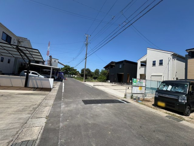リーブルガーデン　各務原市川島緑町　全2区画分譲の前面道路含む現地写真|「現地（2026年7月2日）撮影」　
■前面道路　
■ヤマダ不動産　株式会社リライフ