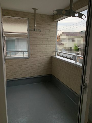 神戸市西区福吉台　リフレッシュ一戸建てのバルコニー