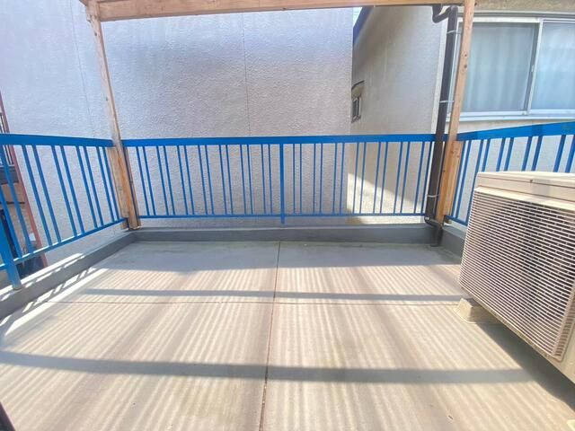 枚方市須山町のバルコニー