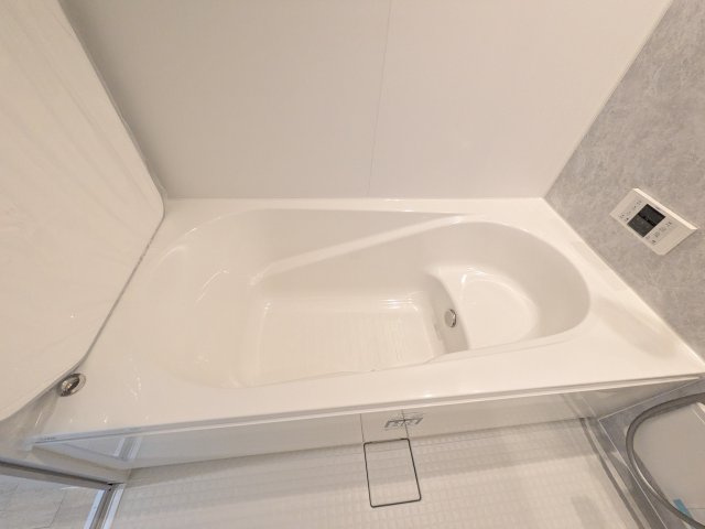 ブルームあざみ野Dの浴室