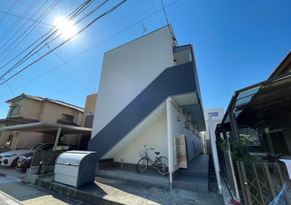 エアスト東中島の外観