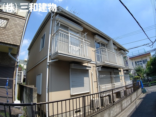 青山ハイムの外観