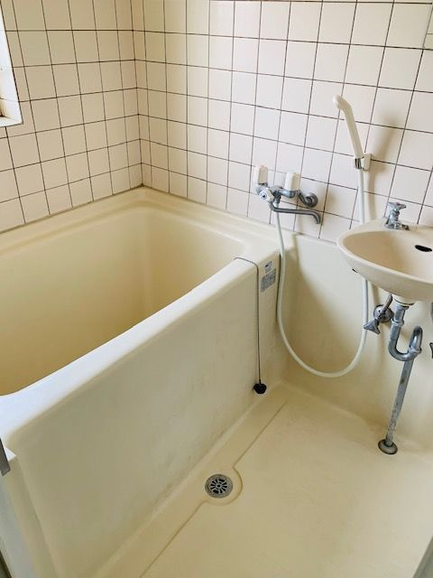 中尾山コーポの浴室