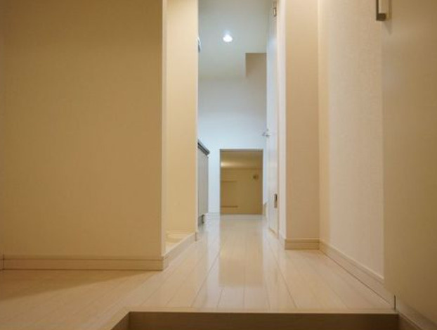 ヴェリテール本陣の玄関
