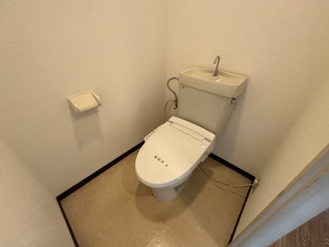 クローバーメゾン東桃山台のトイレ