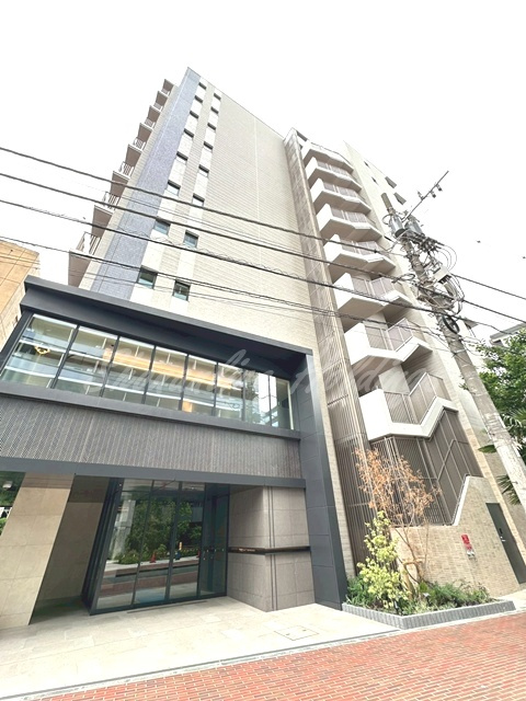 パークアクシス横浜伊勢佐木町通りの外観