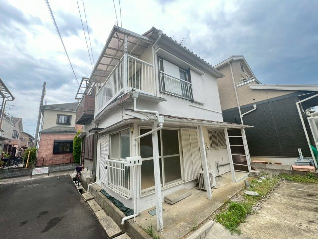 栄町4丁目貸家