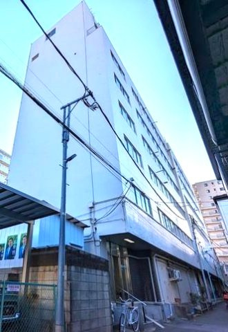 草加コーポラスの外観