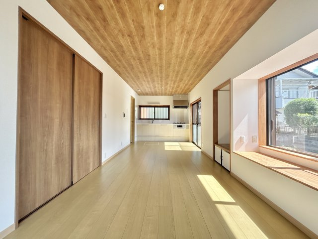 【中古】 壷の町 伊勢崎市山王町1期 中古住宅 《月々4万円台、駐車場4台、4LD
