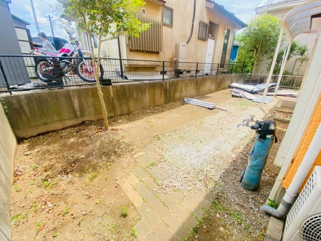 希望ヶ丘戸建の庭