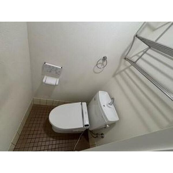 メゾン高司　北館のトイレ|コンパクトで使いやすいトイレです