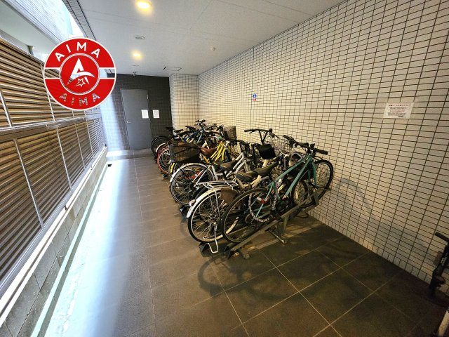 グランフォーレラグゼ平尾の駐輪場|敷地内駐輪場です。