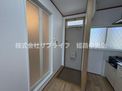 【玄関】 | ハイツカジワラ
