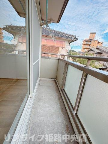 ハイツカジワラのバルコニー