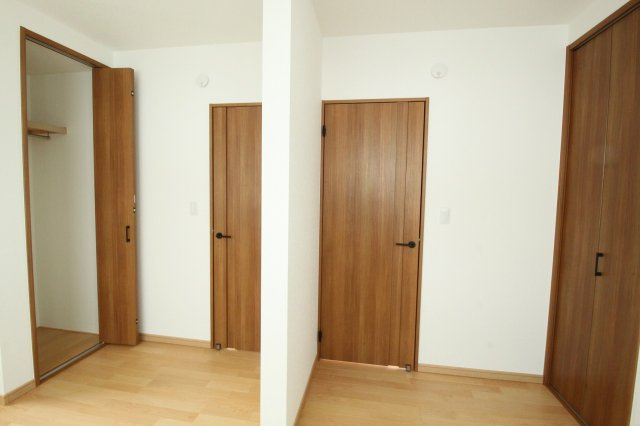 高知市旭天神町第1　1号棟　（全2区画）の洋室|2Ｆ　4.0帖+4.0帖