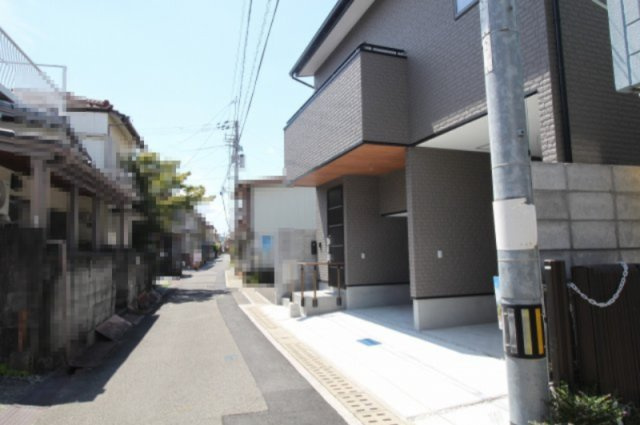 高知市旭天神町第1　1号棟　（全2区画）の前面道路含む現地写真