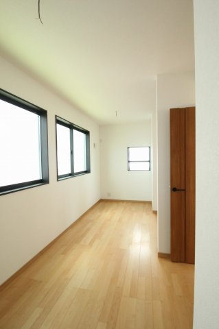 高知市旭天神町第1　1号棟　（全2区画）の洋室|2Ｆ　4.0帖+4.0帖