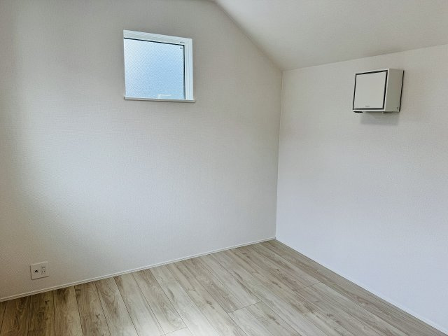 八王子市　散田町　新築一戸建て　２５ー１期の子供部屋|～2階リビングに隣接している5.0帖の洋室です～