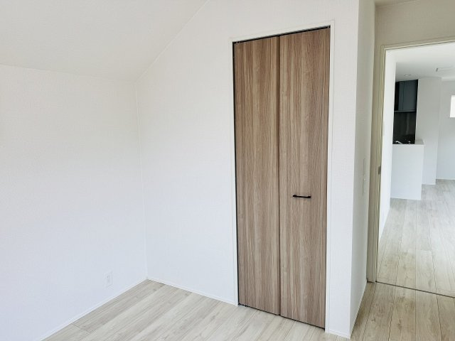 八王子市　散田町　新築一戸建て　２５ー１期の洋室|～2階リビングに隣接している5.0帖の洋室です～