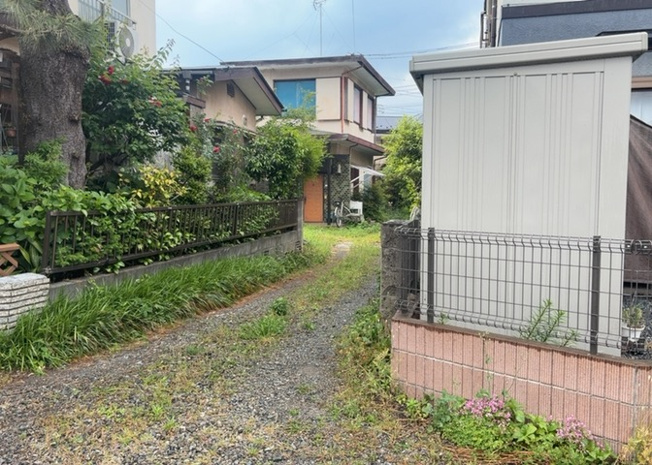 【防犯設備】 | 当然のことではありますが、オートロックやセンサーライト、ホームセキュリティーなどの防犯設備があれば、小さいお子様がいるご家庭も安心ですよね！まず物件購入の際は、防犯設備もチェックするようにしましょう。