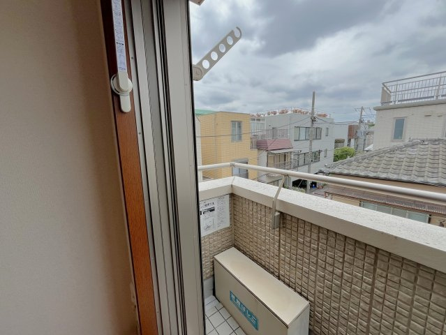 【バルコニー】