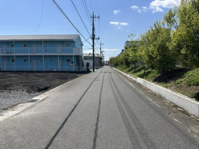 宇都宮市御幸本町　土地の前面道路含む現地写真