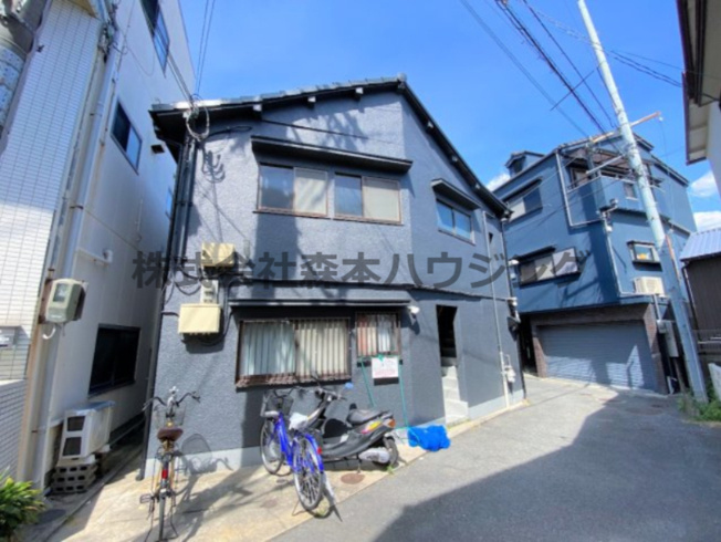 【外観】 | 　エアロプレーン春日 | 外観も気になるポイント