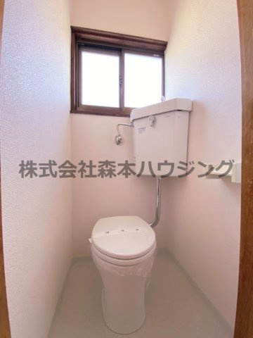 【トイレ】 | 　エアロプレーン春日 | 落ち着いたトイレです
