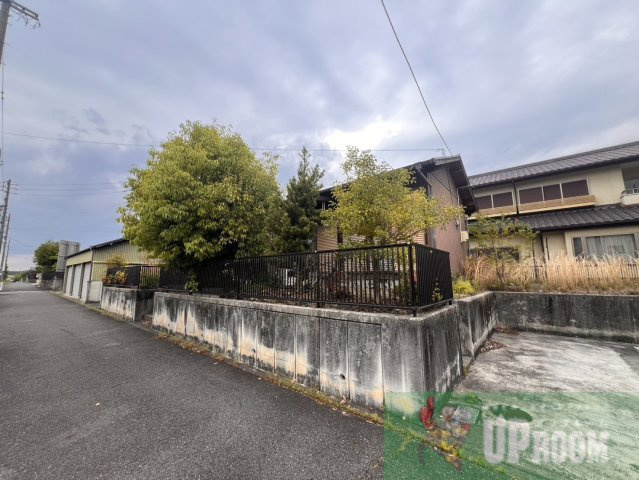 戸建貸家　間宮邸の居間・リビング