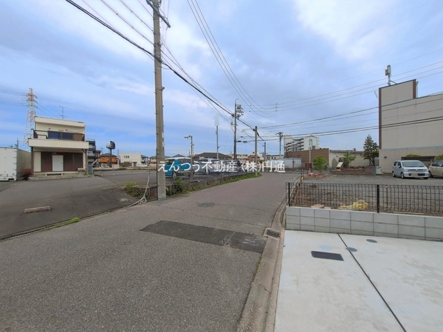 江松5丁目の前面道路含む現地写真