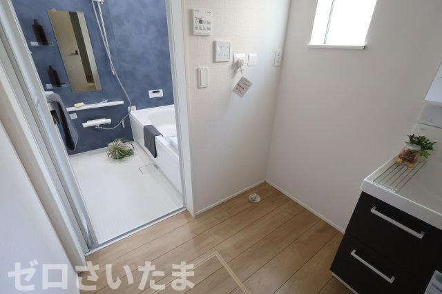 《仲介手数料無料》岩槻区加倉４丁目16-11新築一戸建てリナージュのランドリースペース
