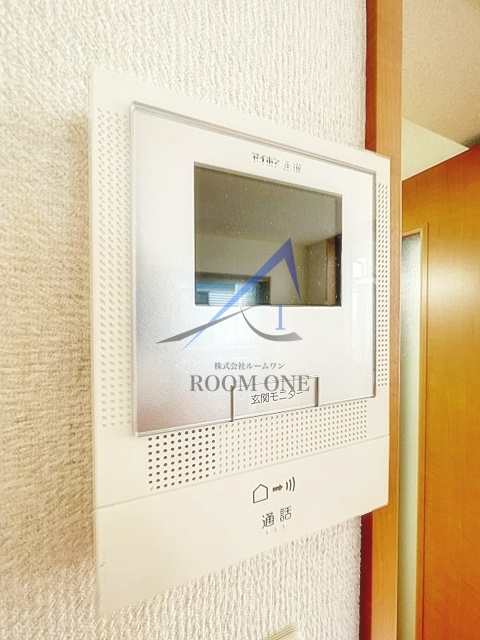 ベルメゾン新蒲田のセキュリティ|モニター付きインターホンです。