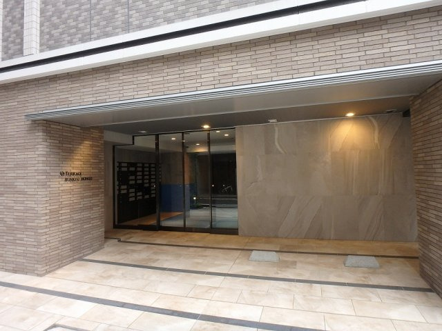 テラス文京本郷のエントランス