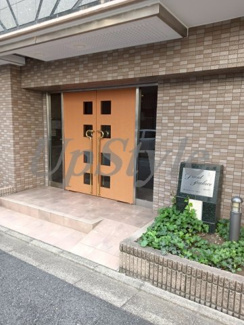 【エントランス】