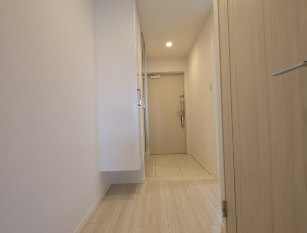 アルファステイツ米原の玄関