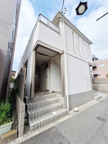 メゾンいずみの外観