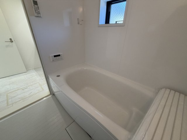 《仲介手数料無料》北区日進町１丁目728-8新築一戸建てミラスモの浴室