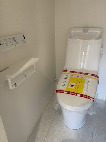 《仲介手数料無料》北区日進町１丁目728-8新築一戸建てミラスモのトイレ