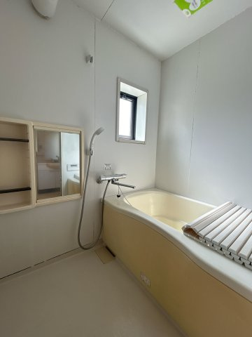 久保田町1丁目　中古戸建の浴室