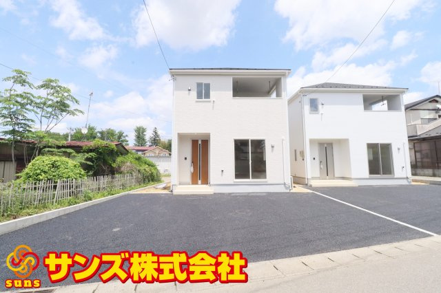 矢吹町曙町第４　　　１号棟　　　善郷小学校、矢吹中学区の外観|南側から見た駐車場を含む外観♪