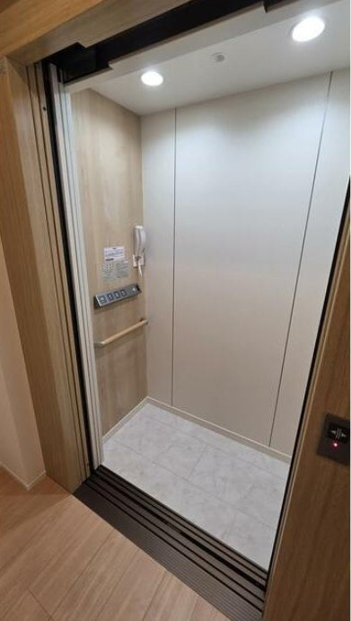 【玄関】