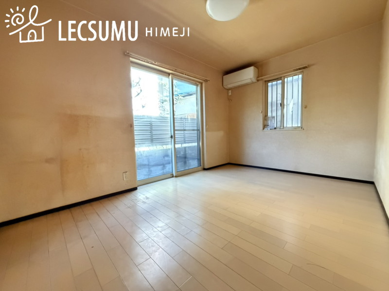 姫路市飾磨区今在家4丁目/中古戸建の洋室