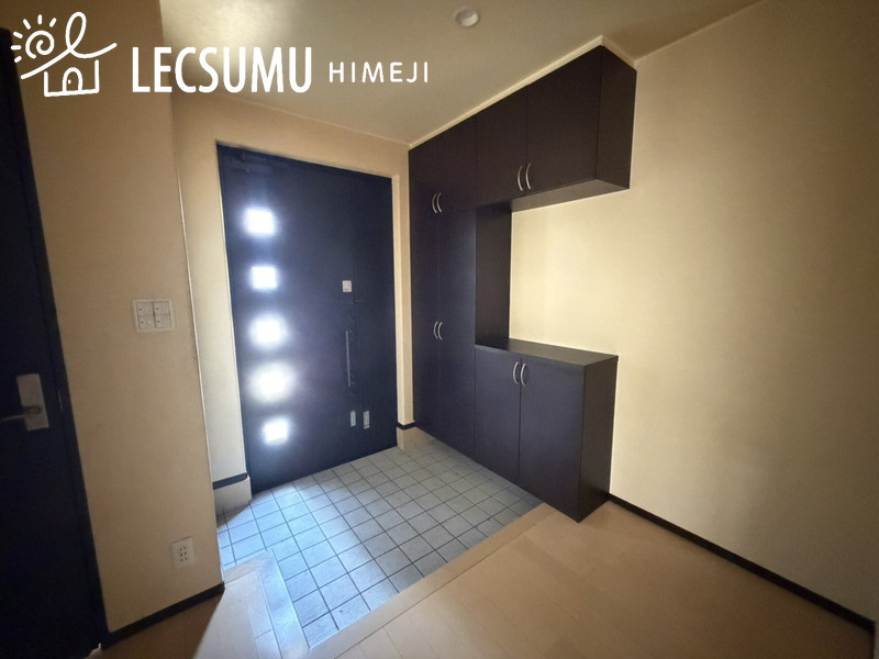 姫路市飾磨区今在家4丁目/中古戸建の玄関