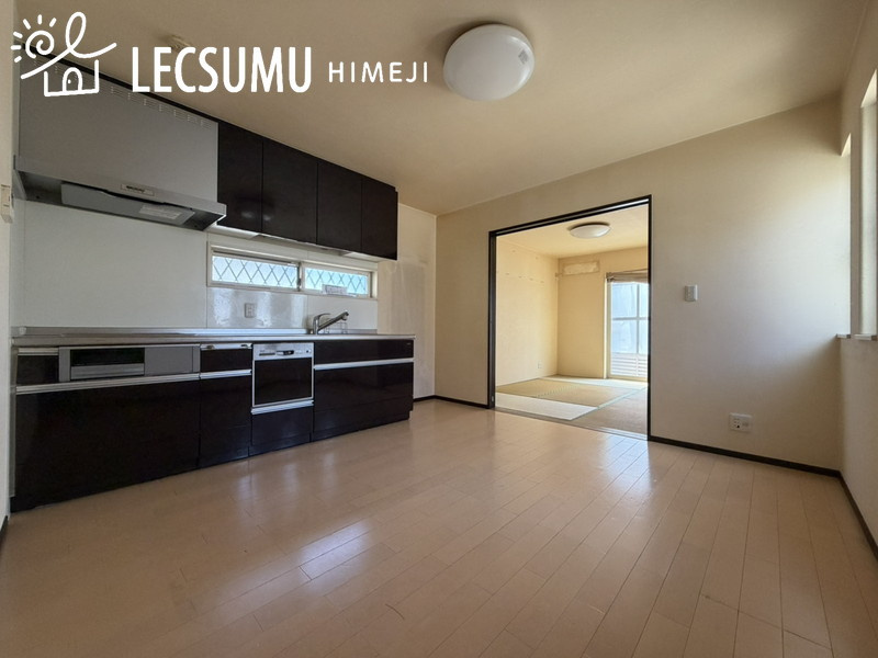 姫路市飾磨区今在家4丁目/中古戸建の居間・リビング