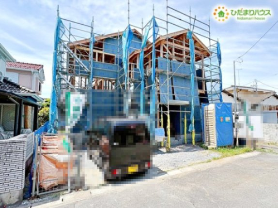 熊谷市肥塚　第9期　新築戸建　クライン　01の外観|身近な場所にスーパーやコンビニがあり、毎日のお買い物に困らない好立地！買い忘れに気づいた際や深夜の急な入用でもすぐに足を運ぶことができるため、時間を有効に使いながらストレスフリーに過ごせます♪