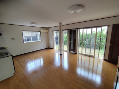 【居間・リビング】 | 豊橋市北山町貸家