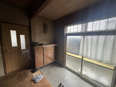 【玄関】 | 那須塩原市東町　910万円　中古住宅