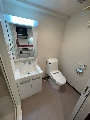 エスライズ四ツ橋の独立洗面台