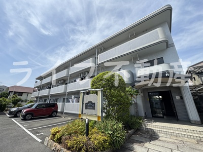 ファミール上小阪