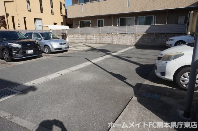 熊本市南区良町２丁目のアパートの駐車場